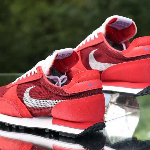 Nike Daybreak Team Red Men’s Size 7.5 main image 4